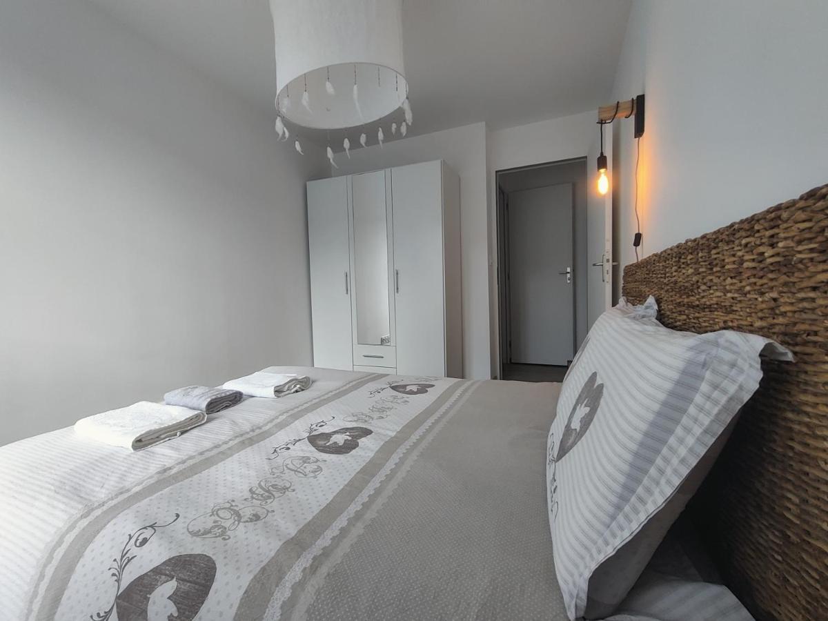 Appartement T3 Plume Hyper Centre D'Ernée Kültér fotó